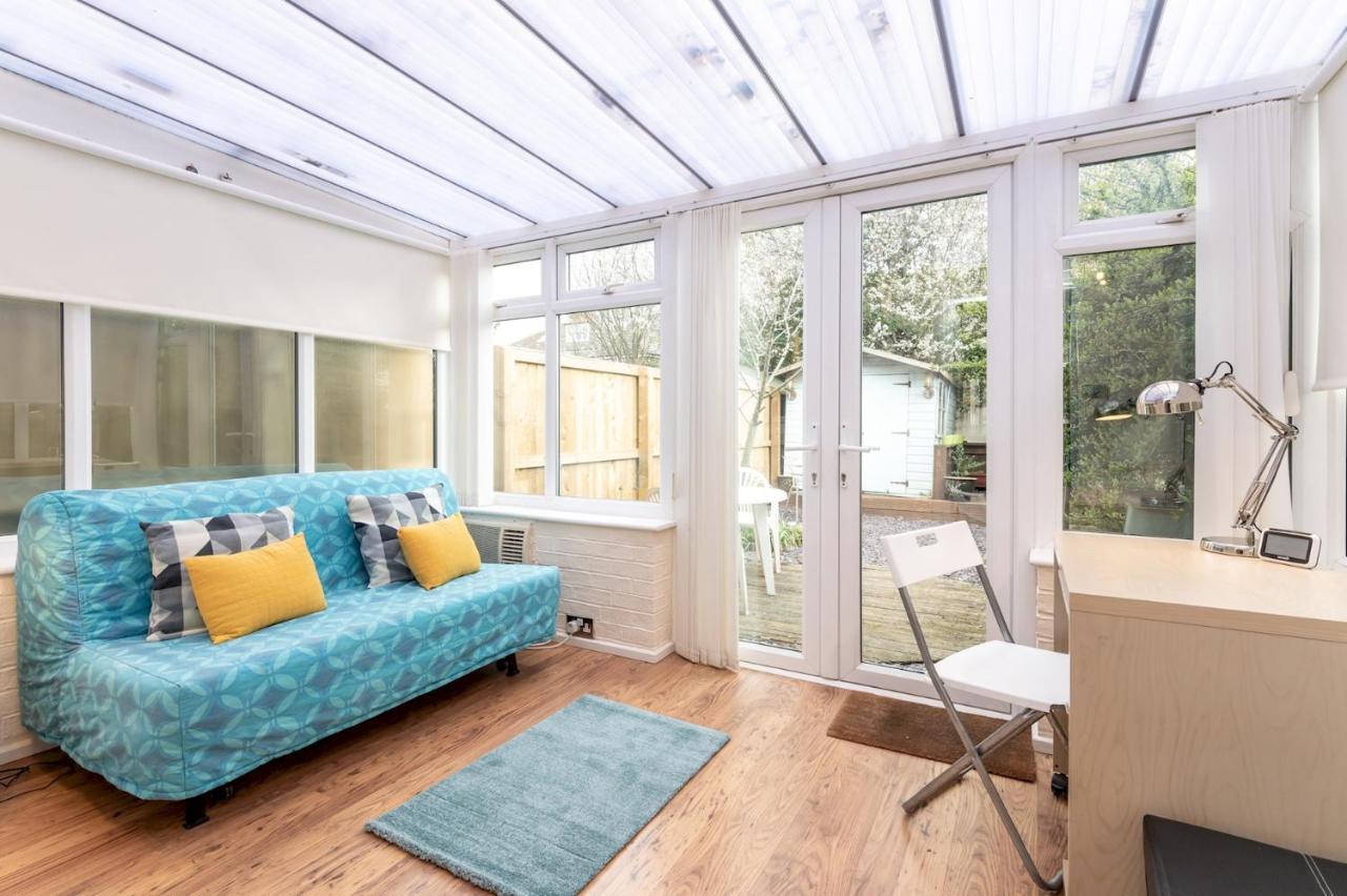 Holiday home Lovely Townhouse With Parking - Pass The Keys